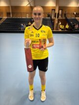 Jõgeva SK Tähe/Olivia naiskond jätkas Läti meistrivõistlusi võidukalt, alistades Jõgeva spordihoones peetud kohtumises EMÜ SK naiskonna 5:1 (1:1, 2:0, 2:0). Koh